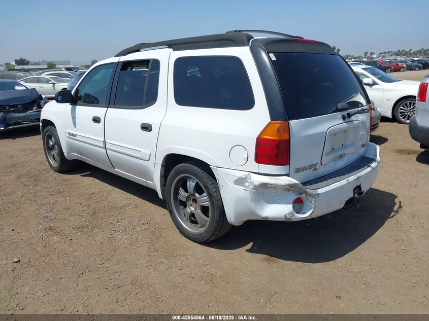 2005 GMC Envoy Xl Sle white other gasoline 1GKES16S856107207 photo #4