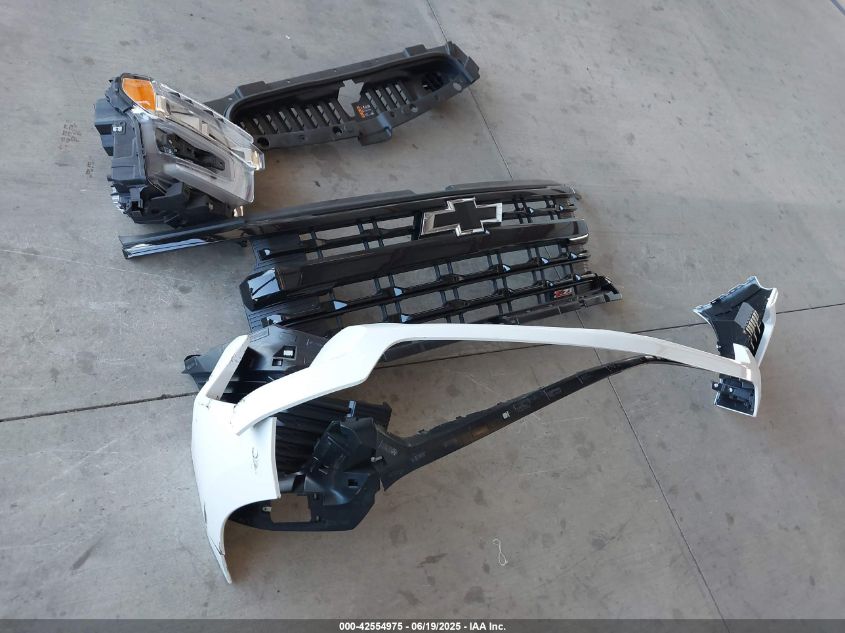 2025 Chevrolet Silverado 1500 - 3GCUKFED4SG214398