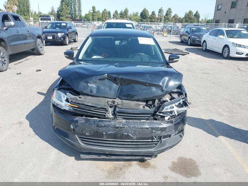 2014 VOLKSWAGEN JETTA 1.8T SE - 3VWD17AJ7EM394595