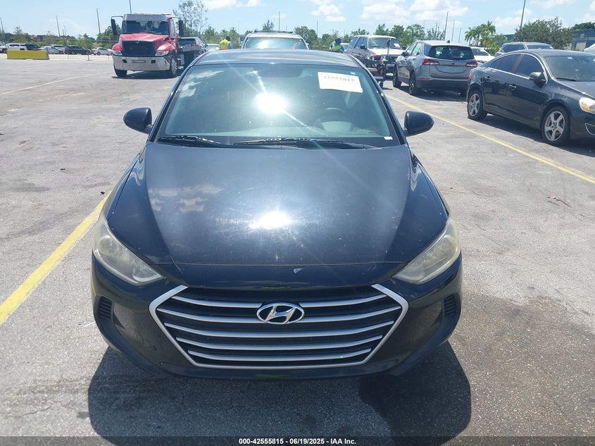 2018 HYUNDAI ELANTRA VIN: 5NPD84LF0JH230420