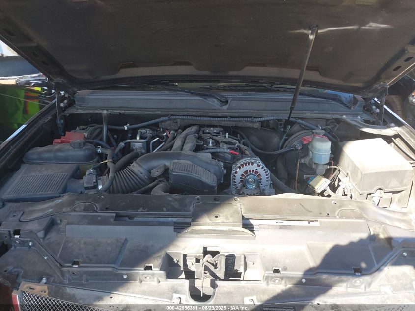 2010 Cadillac Escalade Luxury VIN: 1GYUCBEF3AR122327 Lot: 42556351