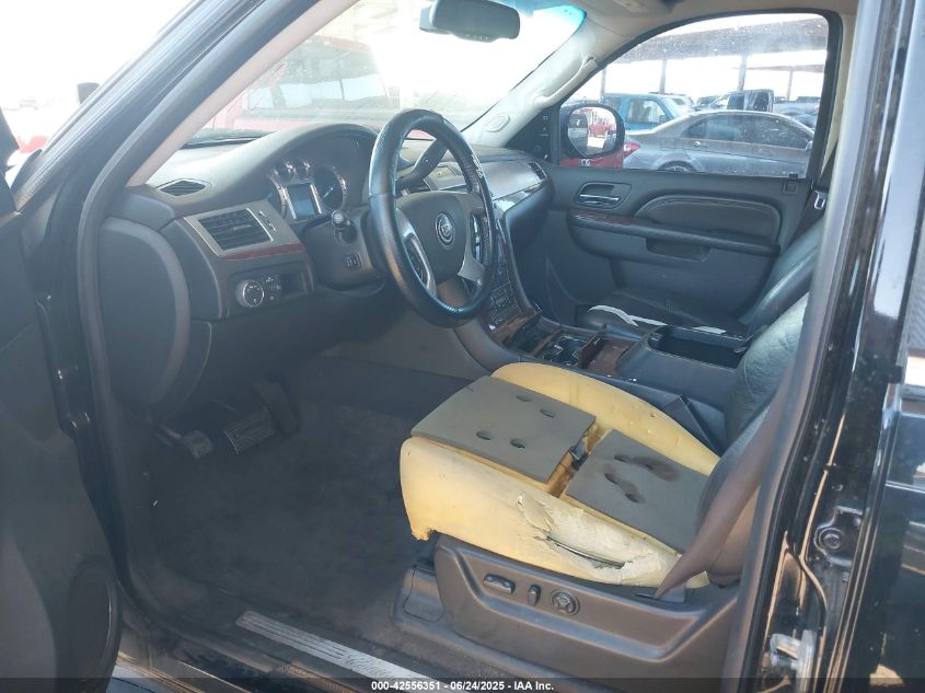 2010 Cadillac Escalade Luxury VIN: 1GYUCBEF3AR122327 Lot: 42556351