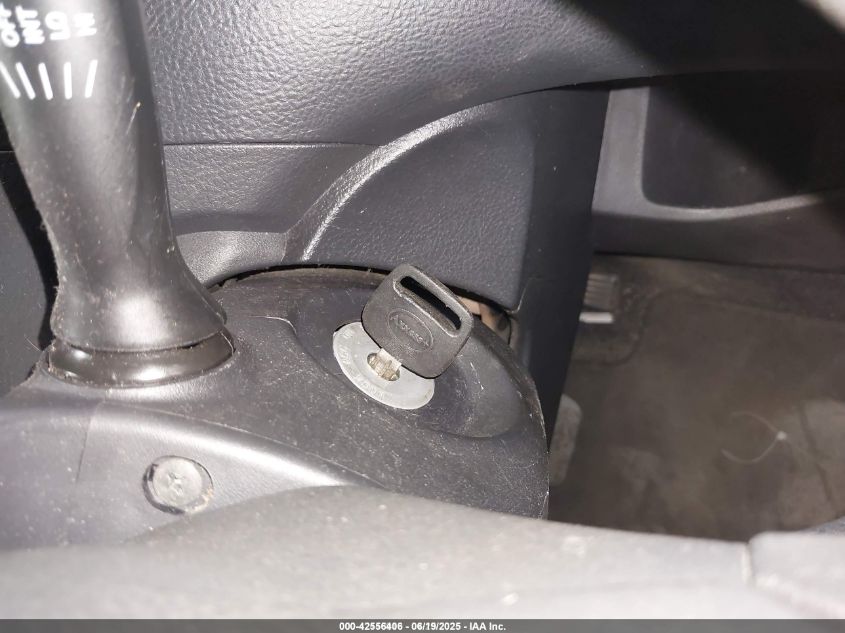 2008 Toyota Yaris VIN: JTDBT923084013587 Lot: 42556406