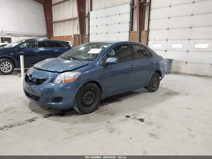 JTDBT923084013587 2008 TOYOTA YARIS photo no. 2