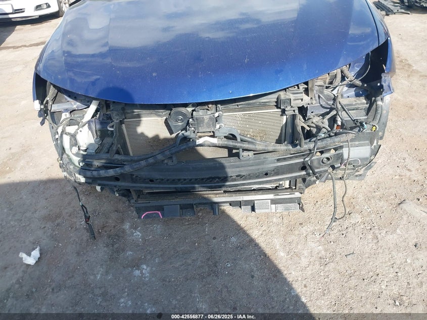 2020 NISSAN ROGUE SV FWD - KNMAT2MT5LP533338