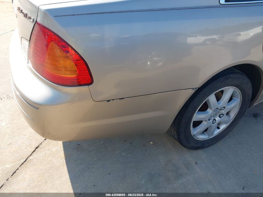 2000 Toyota Avalon Xls VIN: 4T1BF28B7YU032629 Lot: 42556895