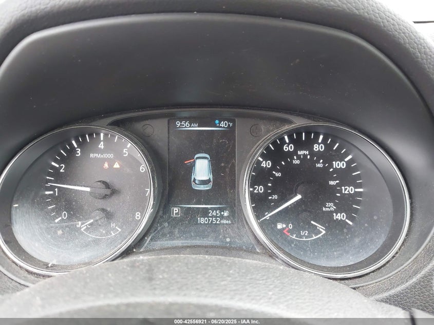 2017 NISSAN ROGUE VIN: 5N1AT2MV0HC796574