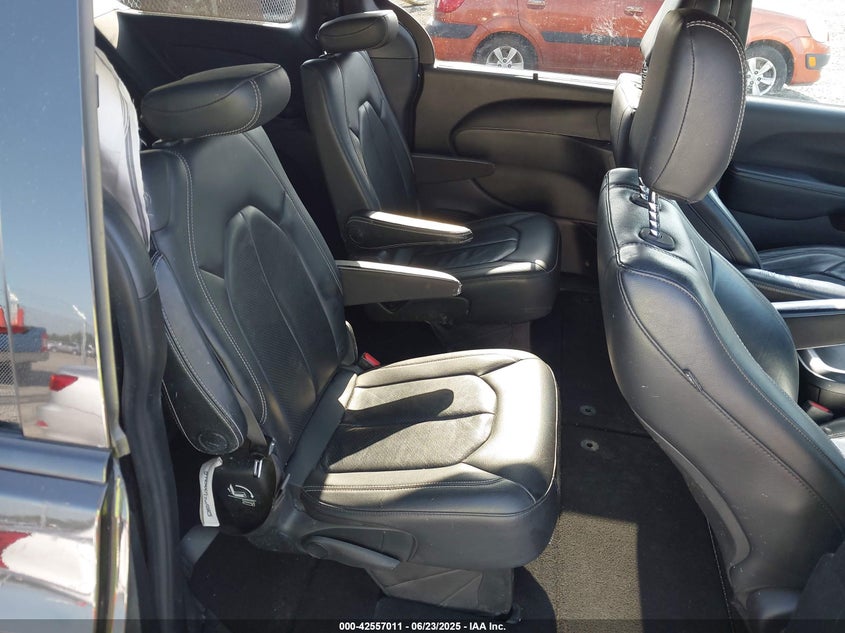 2020 Chrysler Pacifica Touring L VIN: 2C4RC1BG3LR250499 Lot: 42557011