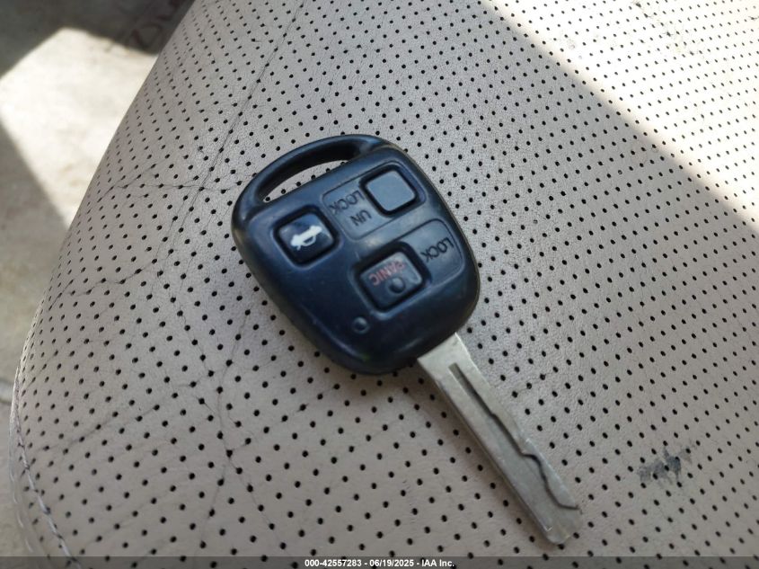 2006 Lexus Es 330 VIN: JTHBA30G165143697 Lot: 42557283