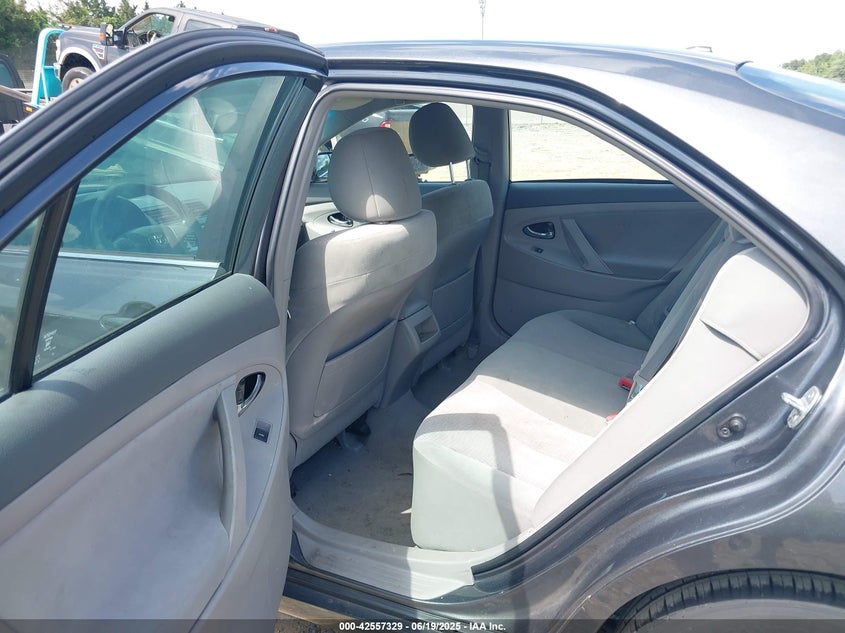 2011 TOYOTA CAMRY VIN: 4T1BF3EK4BU693052