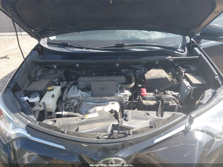 2018 TOYOTA RAV4 XLE - 2T3WFREV3JW413223