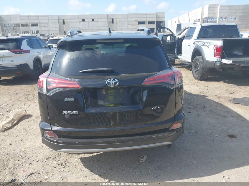 2018 TOYOTA RAV4 XLE - 2T3WFREV3JW413223