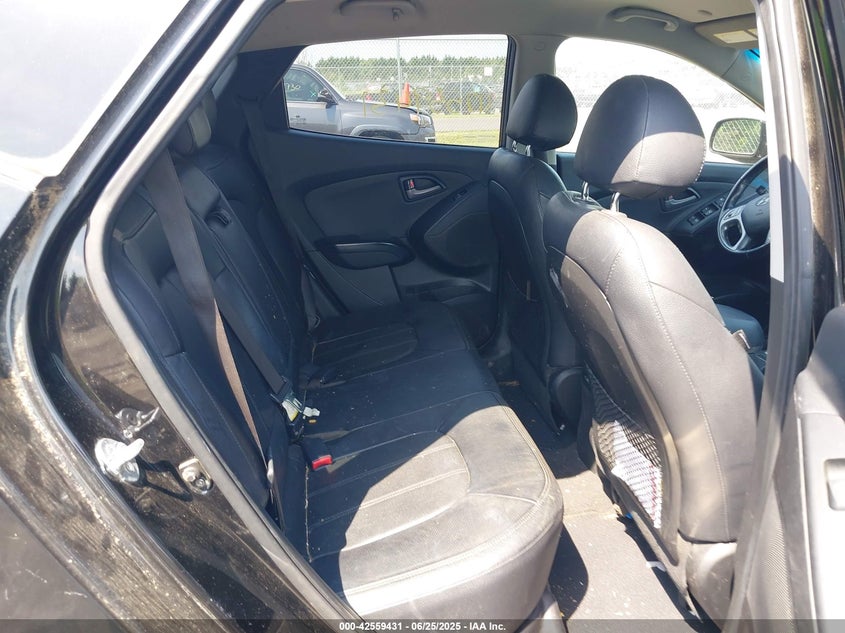 2014 HYUNDAI TUCSON VIN: KM8JU3AG6EU848806