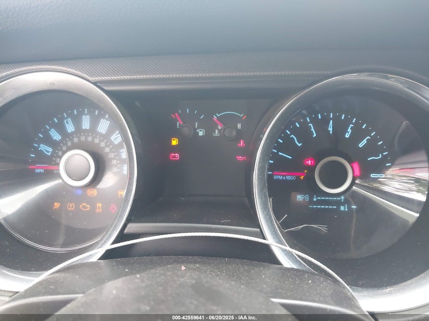 2014 FORD MUSTANG V6 - 1ZVBP8AM3E5303642