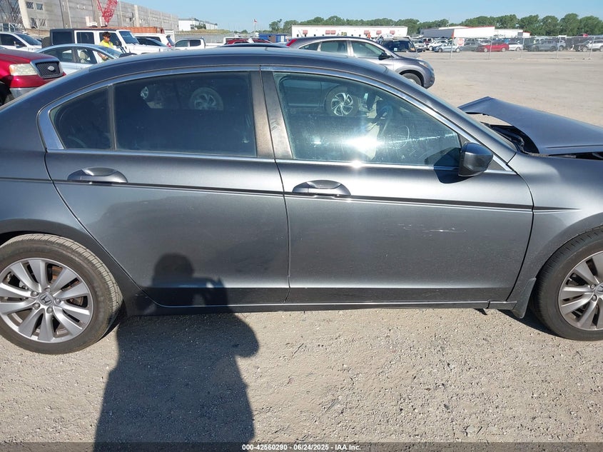 2012 Honda Accord 2.4 Ex-L VIN: 1HGCP2F82CA224727 Lot: 42560290