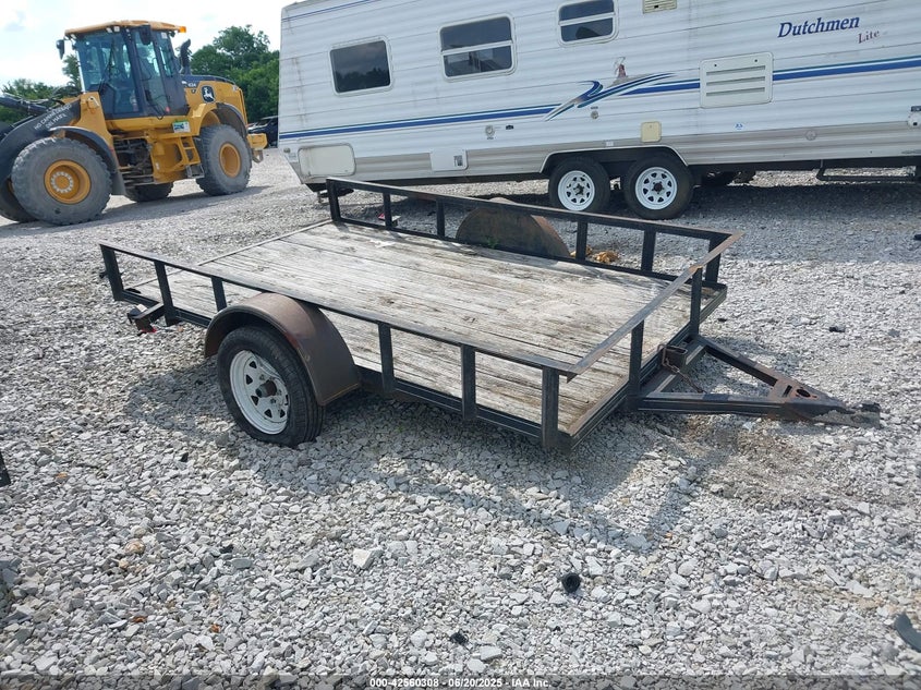 2010 UTILITY TRACTOR SUPPLY