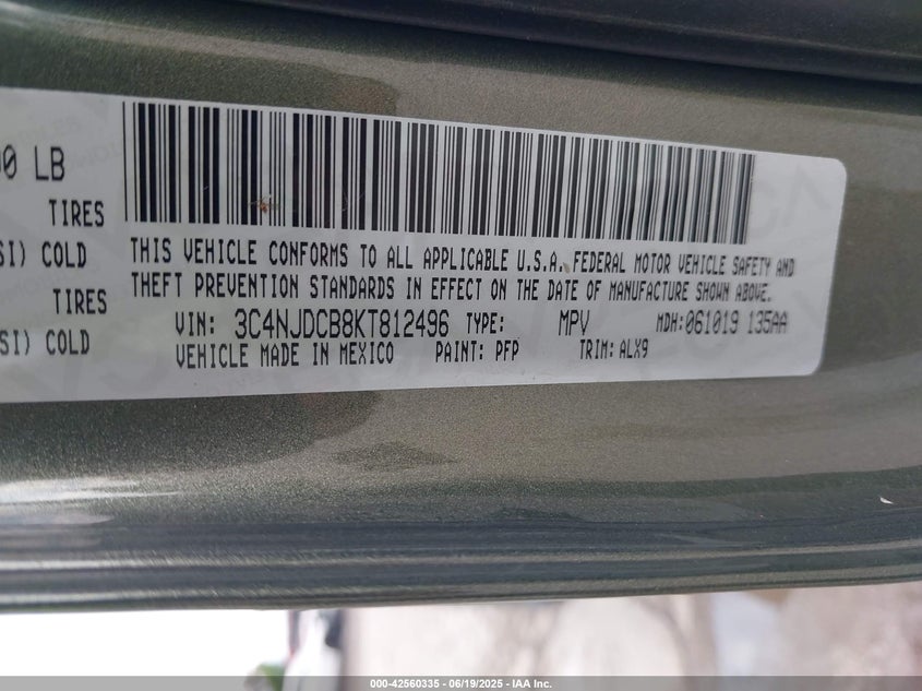 VIN 3C4NJDCB8KT812496 2019 JEEP COMPASS LIMITED 4X4