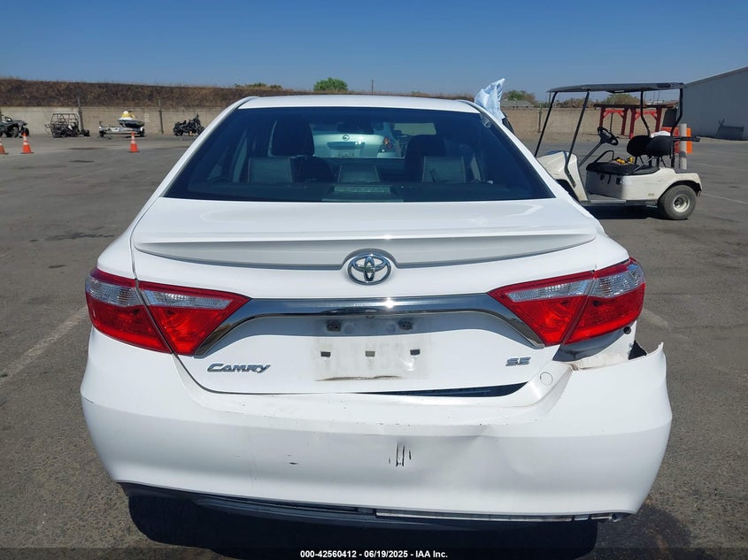 2015 TOYOTA CAMRY SE - 4T1BF1FK6FU070413
