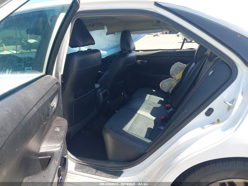 2015 TOYOTA CAMRY SE - 4T1BF1FK6FU070413