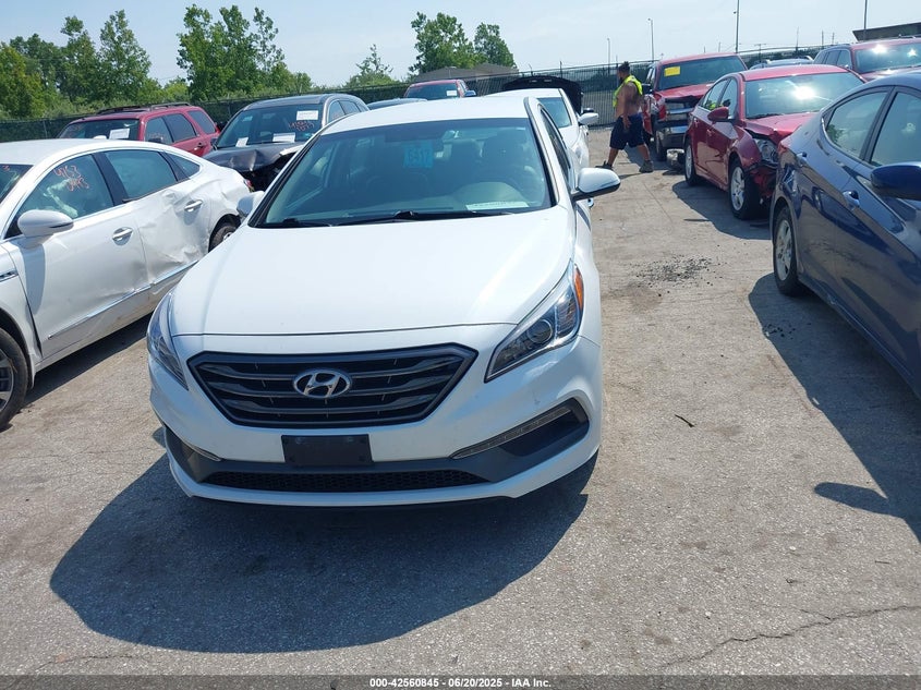 2015 HYUNDAI SONATA SPORT VIN: 5NPE34AF7FH062854