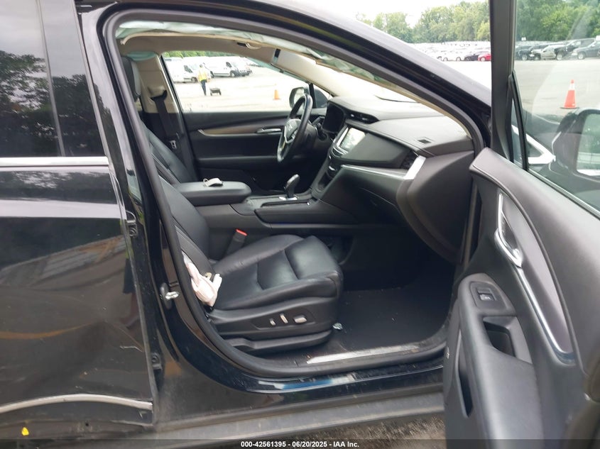 2017 CADILLAC XT5 LUXURY - 1GYKNBRS9HZ123825