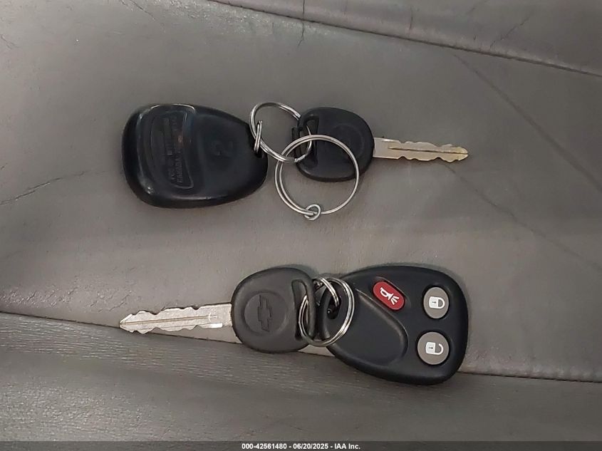 2005 Chevrolet Trailblazer Lt VIN: 1GNDT13S152154327 Lot: 42561480