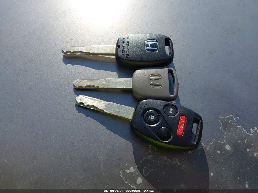 2008 HONDA CIVIC VIN: 2HGFG12878H556426