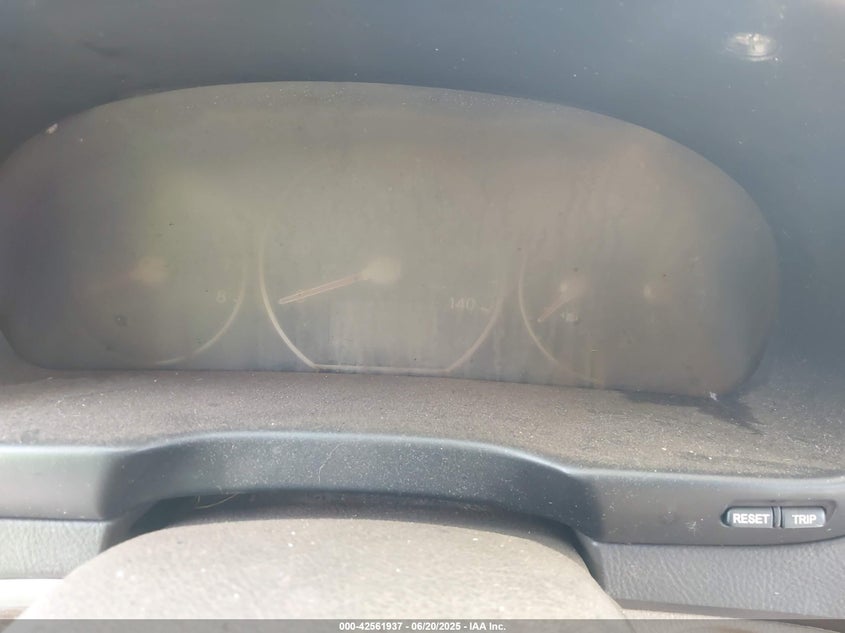 2011 HYUNDAI SANTA FE VIN: 5XYZGDAB8BG031620
