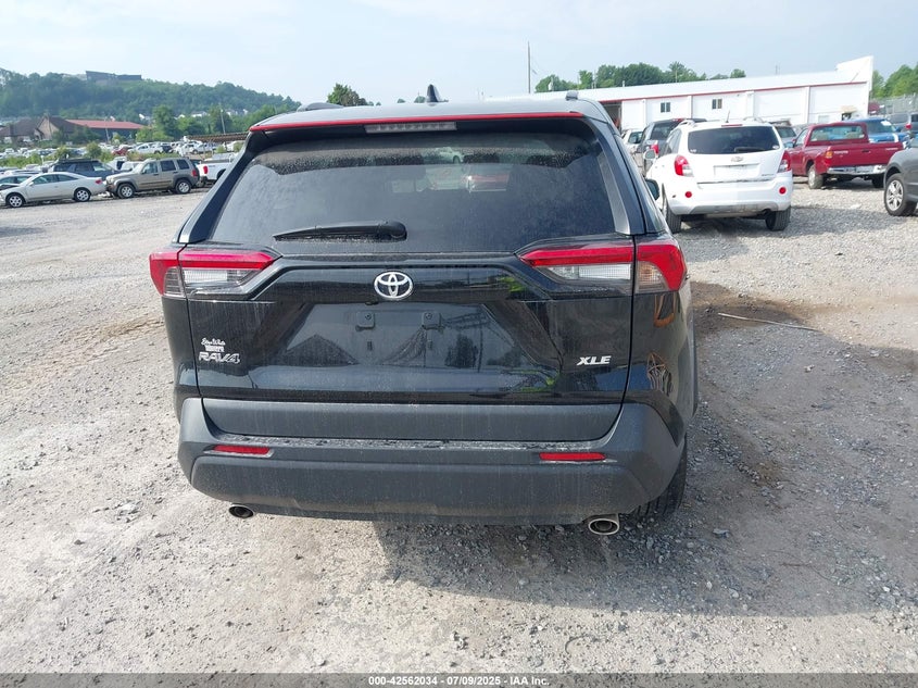 VIN 2T3W1RFVXRW309689 2024 TOYOTA RAV4 XLE