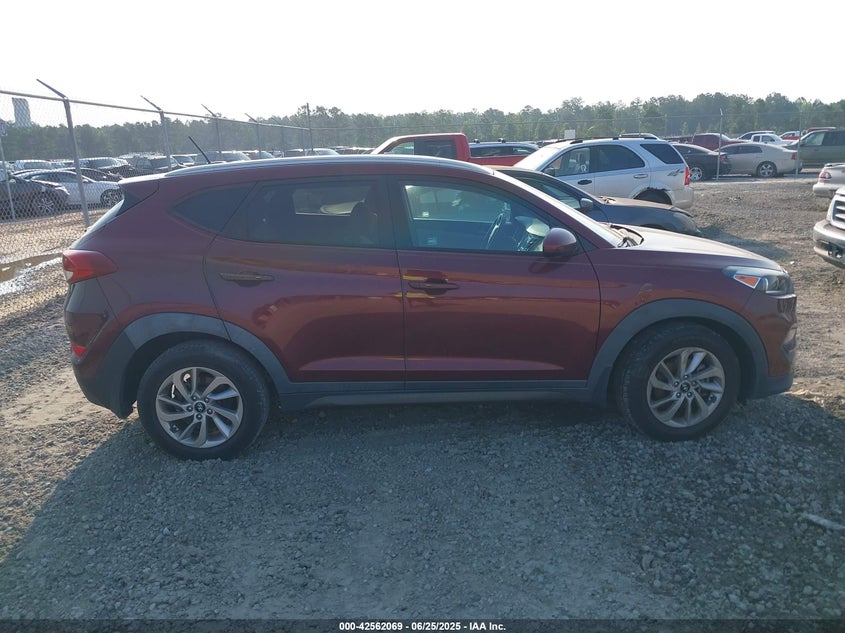 2016 HYUNDAI TUCSON VIN: KM8J33A44GU092050