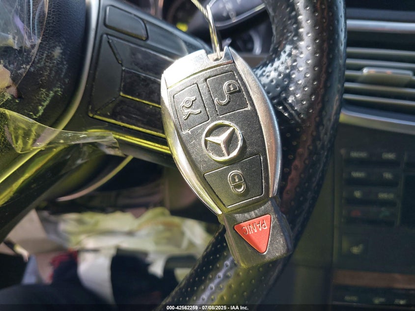 2013 MERCEDES-BENZ E 350 - WDDHF5KB9DA736289