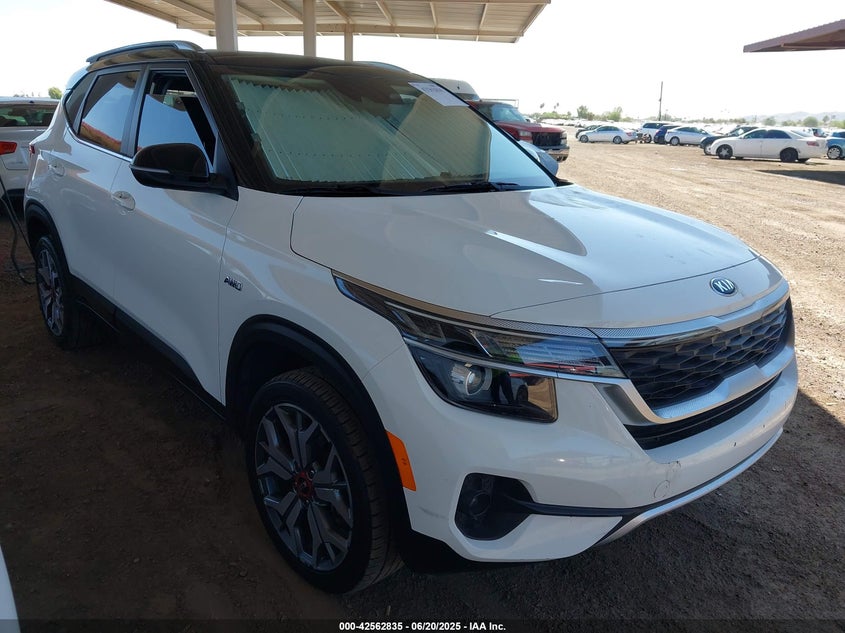 2021 KIA SELTOS VIN: KNDEUCA24M7092299