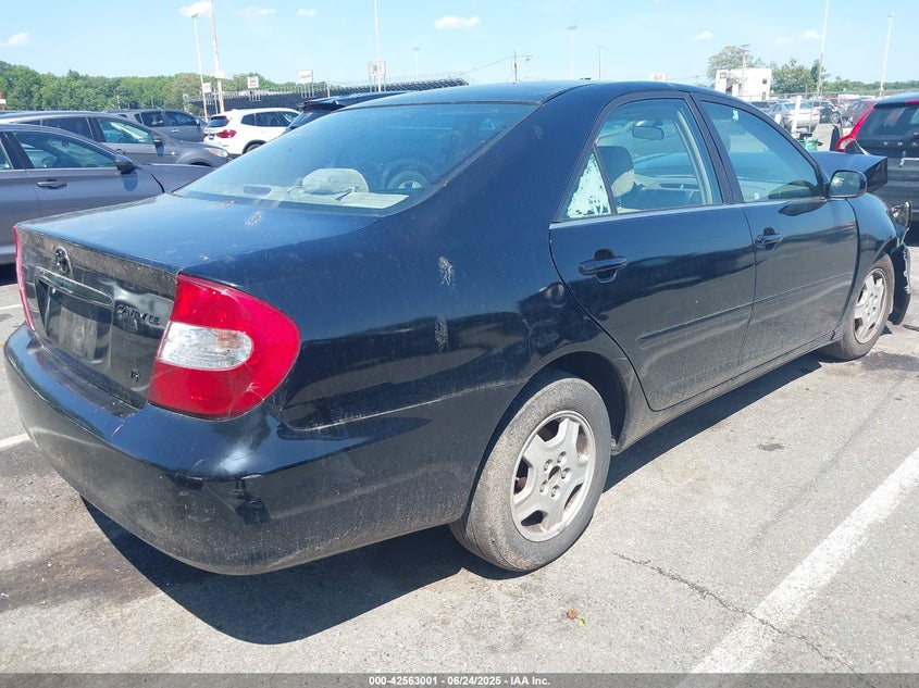 4T1BF32K22U503284 2002 TOYOTA CAMRY photo no. 4