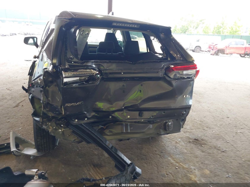 2022 TOYOTA RAV4 LE - 2T3H1RFV7NW206393