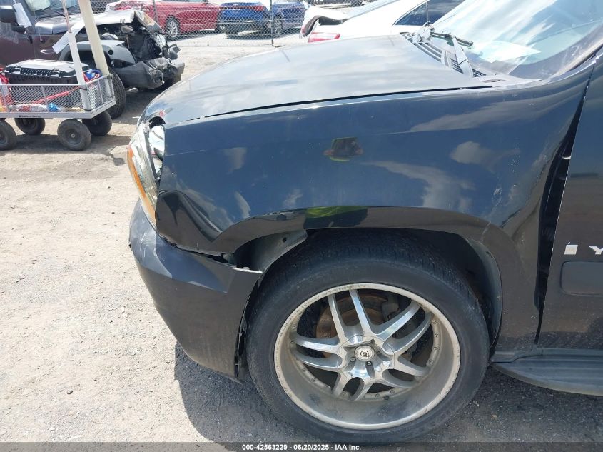 2007 GMC Yukon VIN: 1GKFC13027R372047 Lot: 42563229