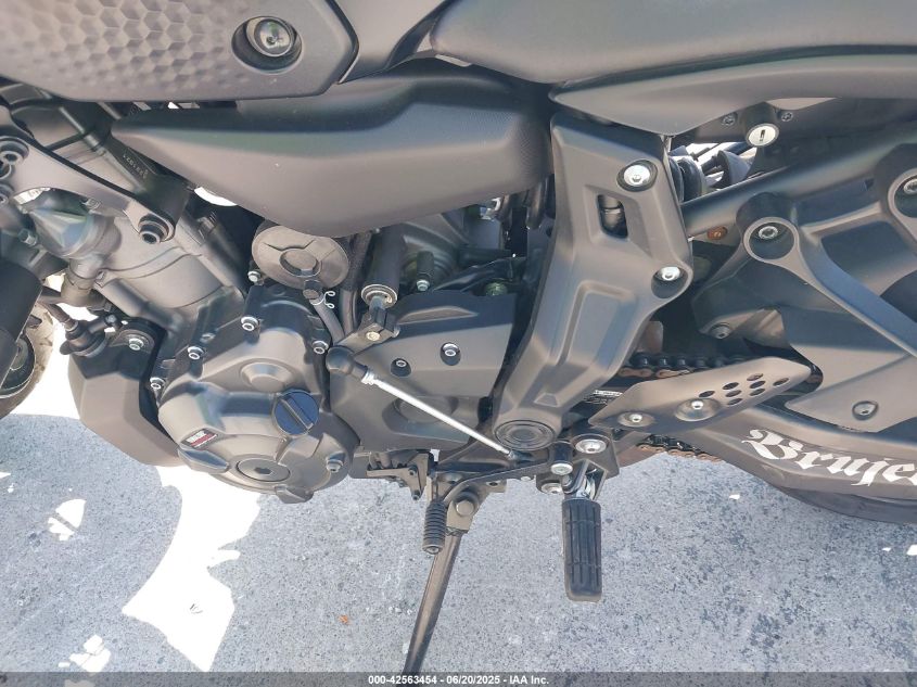 2022 Yamaha Mt07 C VIN: JYARM32Y8NA000955 Lot: 42563454