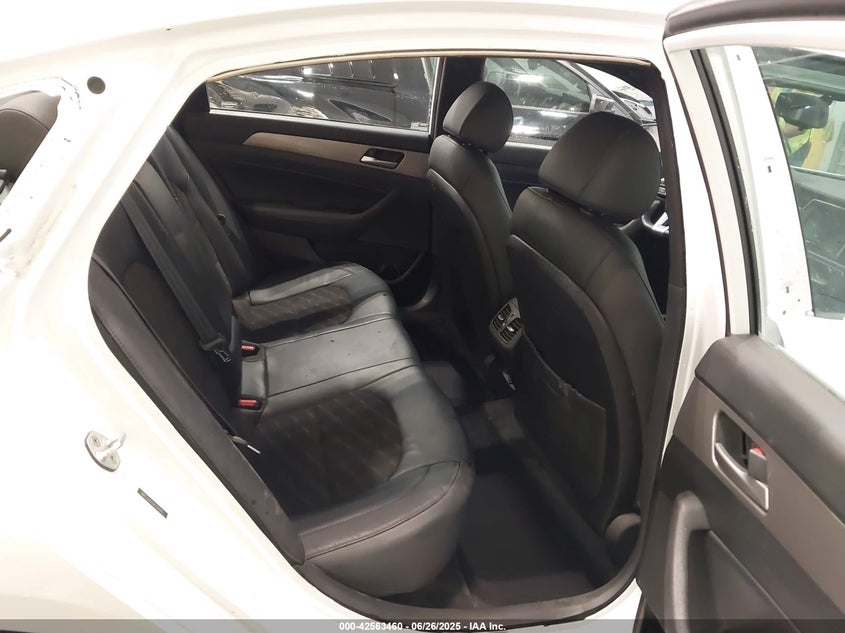 2018 HYUNDAI SONATA VIN: 5NPE34AF0JH724265