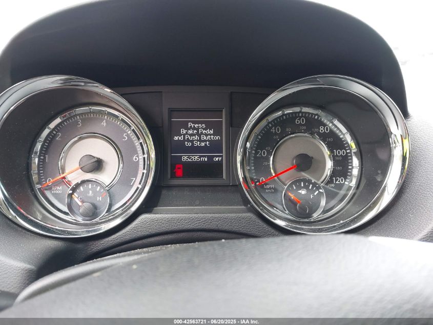 2014 Chrysler Town & Country Limited VIN: 2C4RC1GG5ER409504 Lot: 42563721