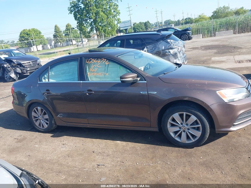 2015 VOLKSWAGEN JETTA 1.8T SE - 3VWD17AJ5FM411217