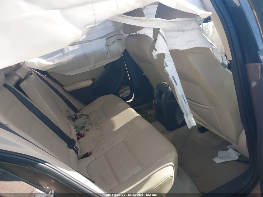 2015 VOLKSWAGEN JETTA 1.8T SE - 3VWD17AJ5FM411217