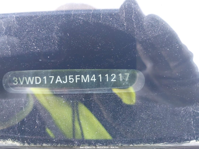 2015 VOLKSWAGEN JETTA 1.8T SE - 3VWD17AJ5FM411217