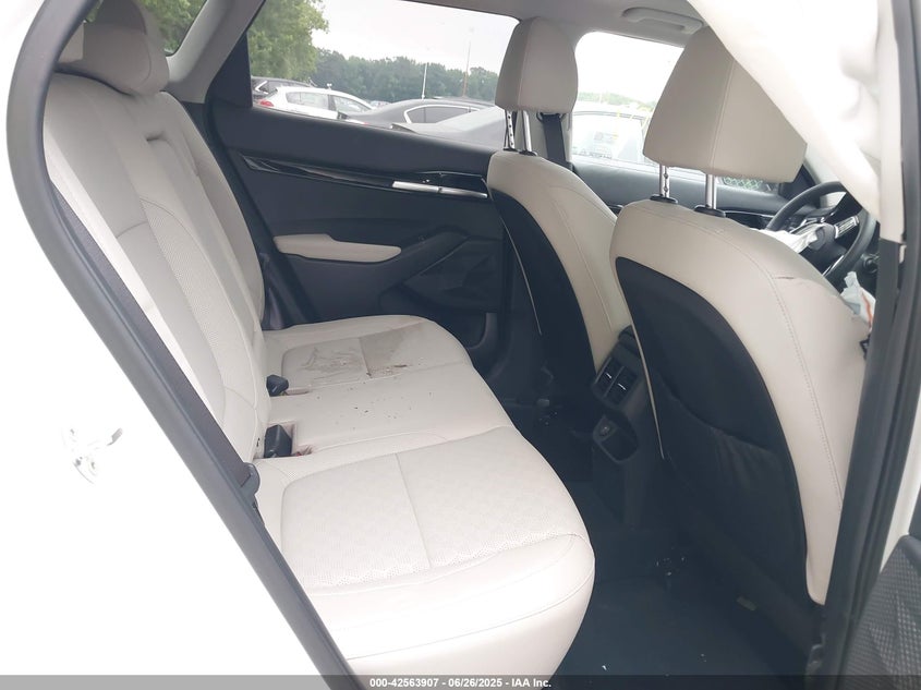 2023 Kia Seltos 2.0 Ex White Lot 111042563907 Vin KNDERCAA1P7467417