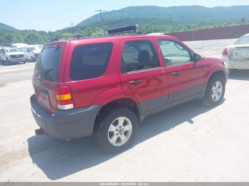 2006 FORD ESCAPE VIN: 1FMCU03156KC06607