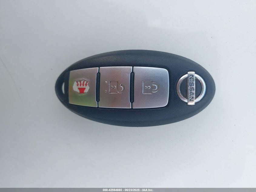 2015 NISSAN ROGUE SV - 5N1AT2ML8FC772325