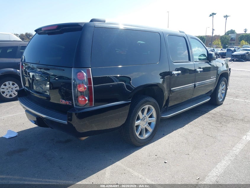 2007 GMC YUKON XL 1500 VIN: 1GKFK66877J182664
