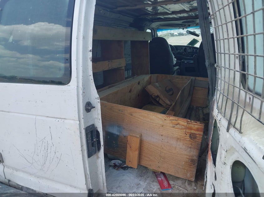 2008 FORD E-350 SUPER DUTY VIN: 1FTSE34L48DA95375