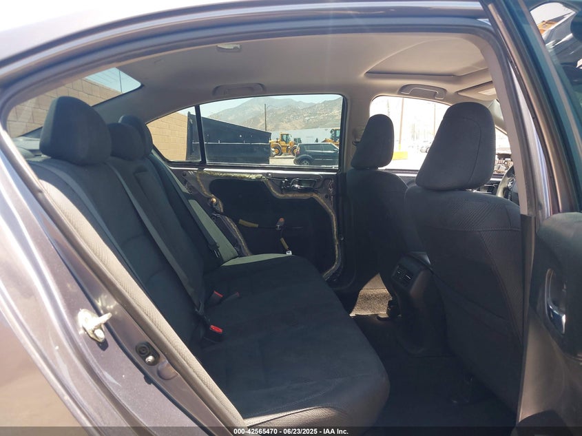 2016 HONDA ACCORD VIN: 1HGCR2F73GA038282