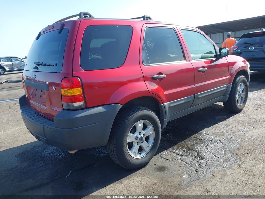 2006 FORD ESCAPE VIN: 1FMYU03106KB20126