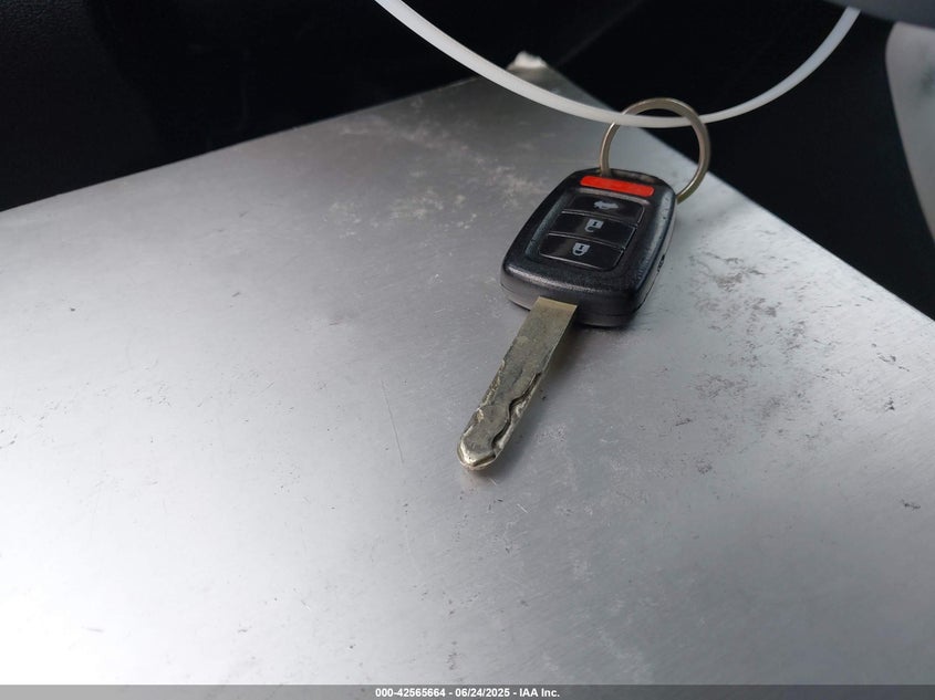 2015 HONDA ACCORD VIN: 1HGCR2F53FA263170