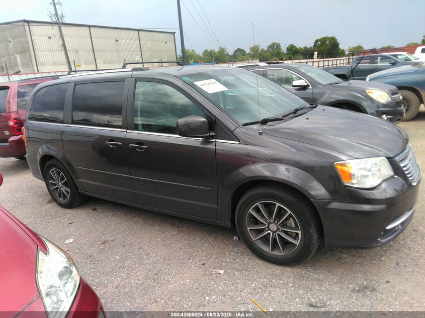 2017 DODGE GRAND CARAVAN SXT - 2C4RDGCG0HR818116